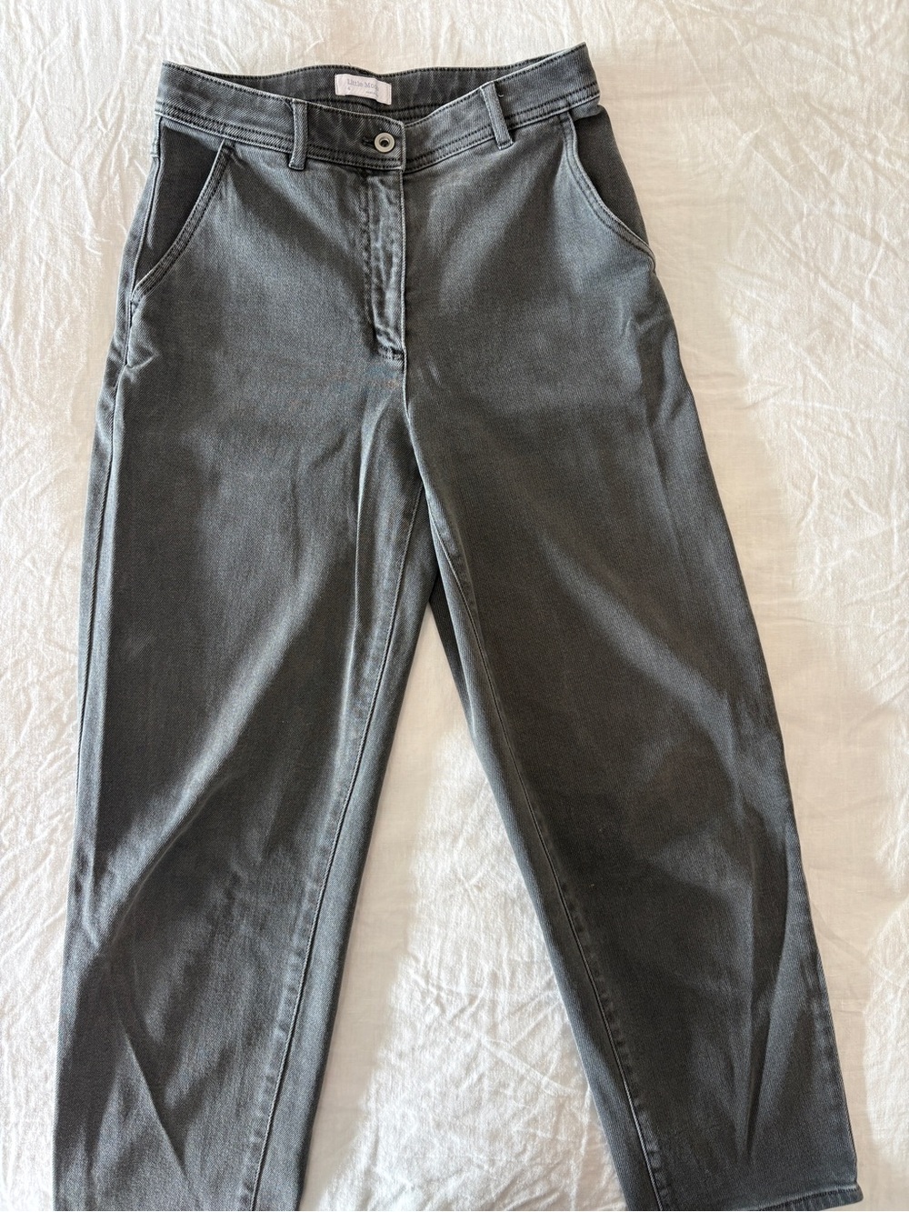 Aritzia Little Moon Washed Charcoal Barrel Leg Pants Size 4